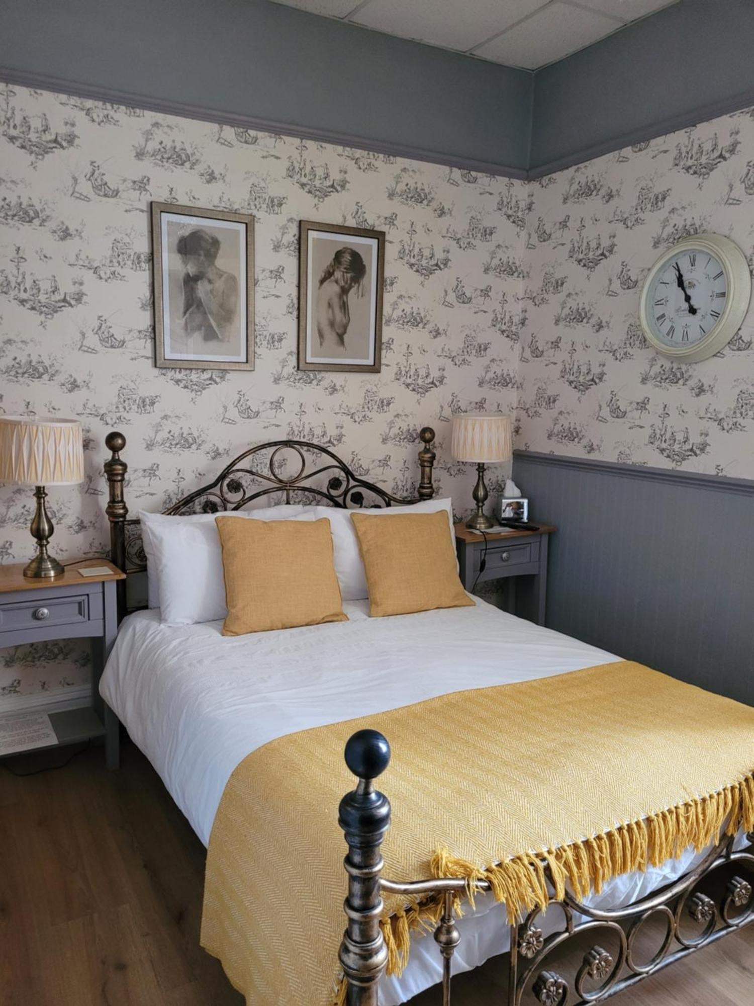 J'S Mayfair Guest House Blackpool Eksteriør billede